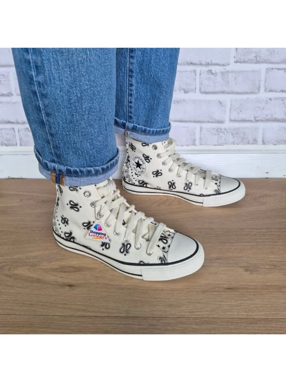 ⭐Converse Chuck Taylor High Paisley Sz 8.5 Women's shoes Sneaker Black A15810F